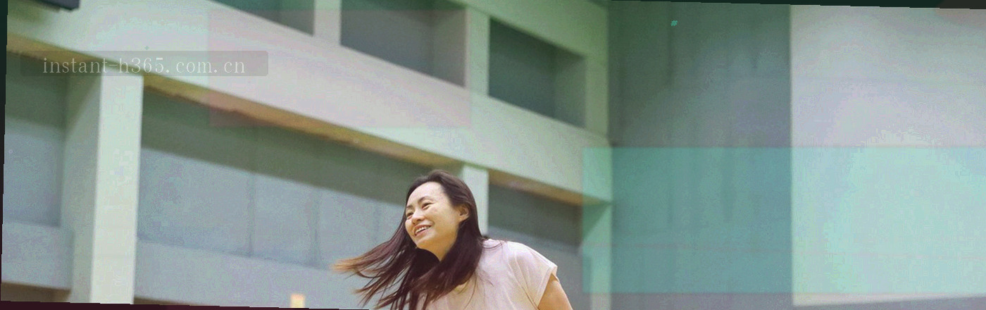 深蓝底色上层叠的资料卡轮廓与青色细线，象征归档的长卷